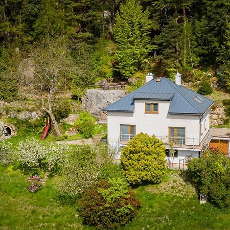 Apartman Pod Skalou V Ceskem Raji Besedice Zewnętrze zdjęcie