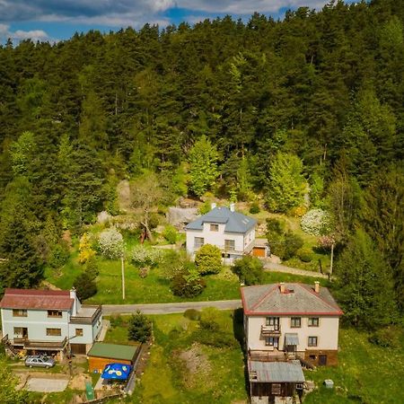 Apartman Pod Skalou V Ceskem Raji Besedice Zewnętrze zdjęcie